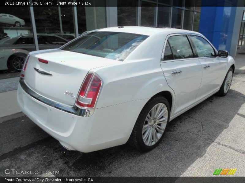 Bright White / Black 2011 Chrysler 300 C Hemi