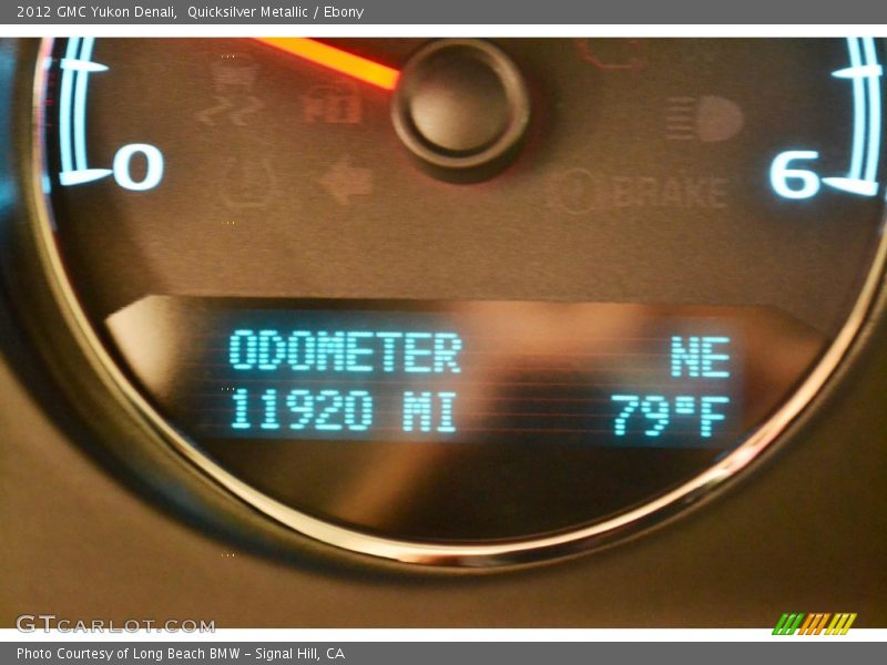 Quicksilver Metallic / Ebony 2012 GMC Yukon Denali