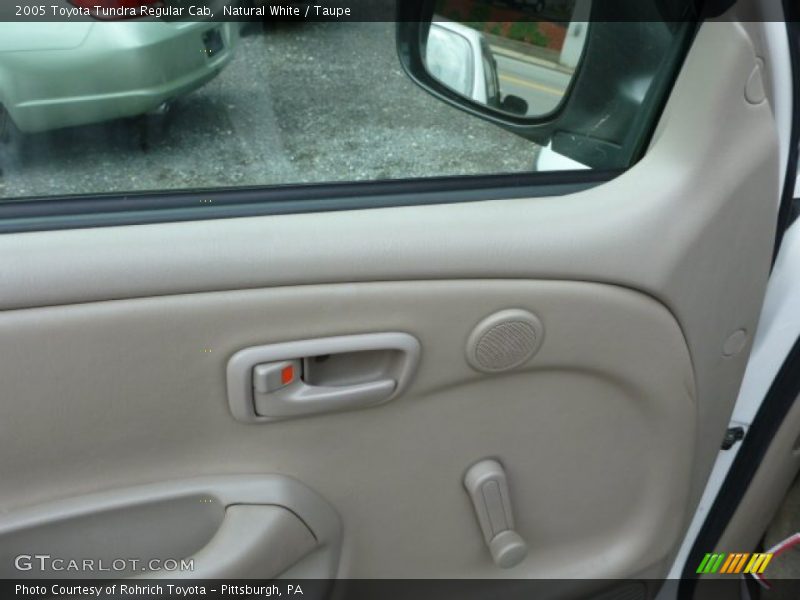Natural White / Taupe 2005 Toyota Tundra Regular Cab