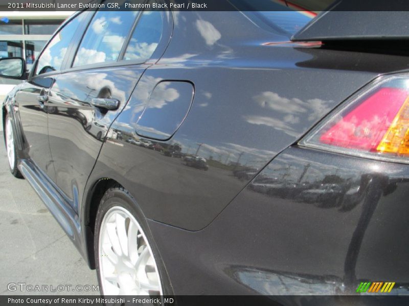 Phantom Black Pearl / Black 2011 Mitsubishi Lancer Evolution GSR