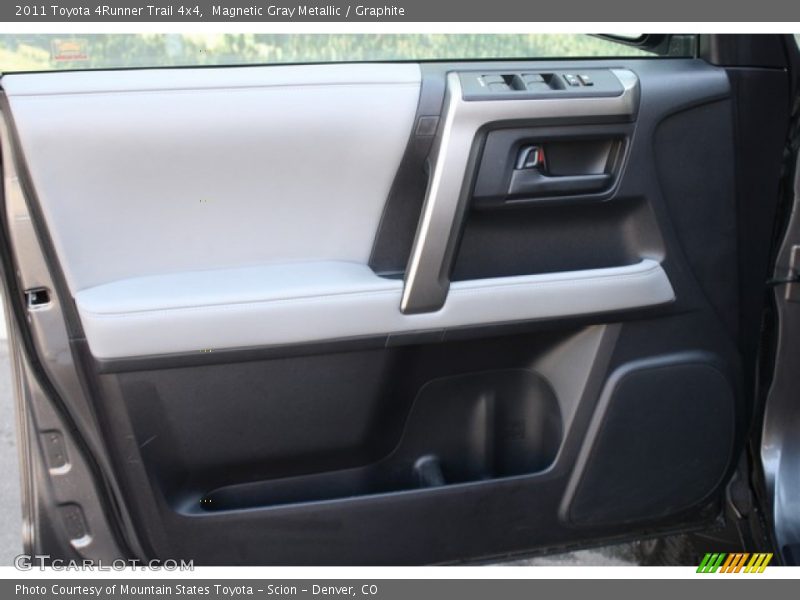 Magnetic Gray Metallic / Graphite 2011 Toyota 4Runner Trail 4x4