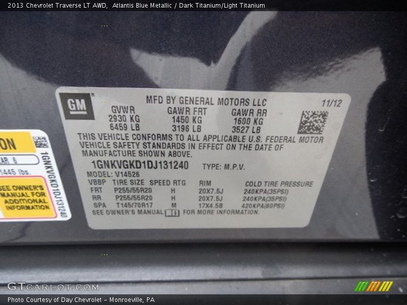 Atlantis Blue Metallic / Dark Titanium/Light Titanium 2013 Chevrolet Traverse LT AWD