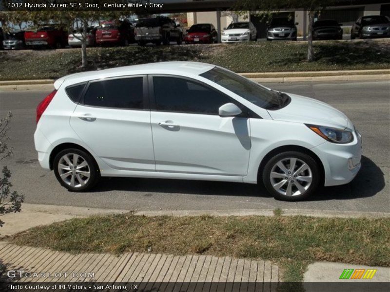 Century White / Gray 2012 Hyundai Accent SE 5 Door