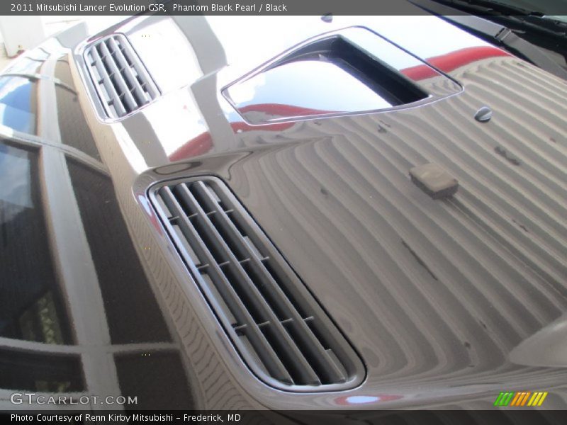 Phantom Black Pearl / Black 2011 Mitsubishi Lancer Evolution GSR