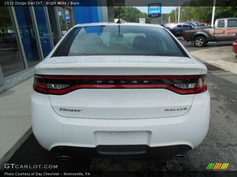 Bright White / Black 2013 Dodge Dart SXT