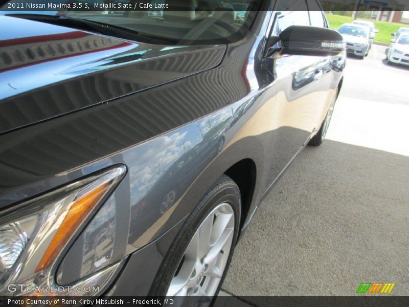 Metallic Slate / Cafe Latte 2011 Nissan Maxima 3.5 S