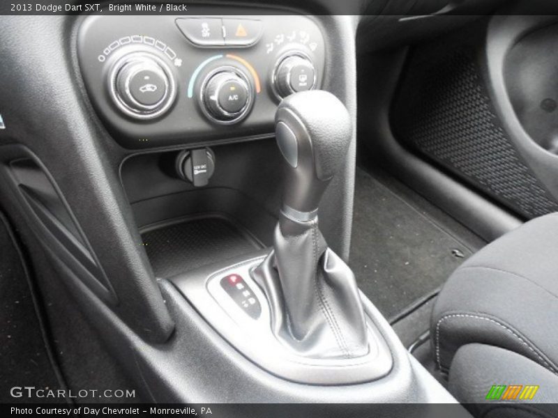 Bright White / Black 2013 Dodge Dart SXT