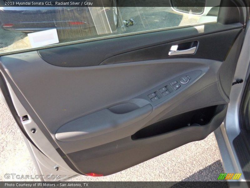 Radiant Silver / Gray 2013 Hyundai Sonata GLS