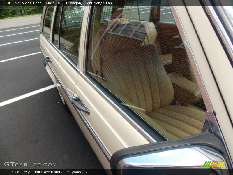 Light Ivory / Tan 1981 Mercedes-Benz E Class 300 TD Wagon