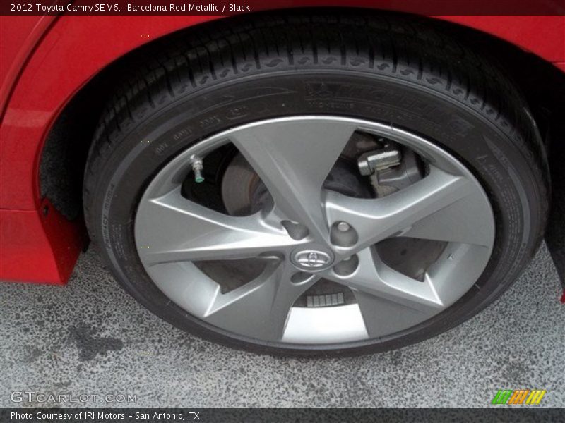 Barcelona Red Metallic / Black 2012 Toyota Camry SE V6
