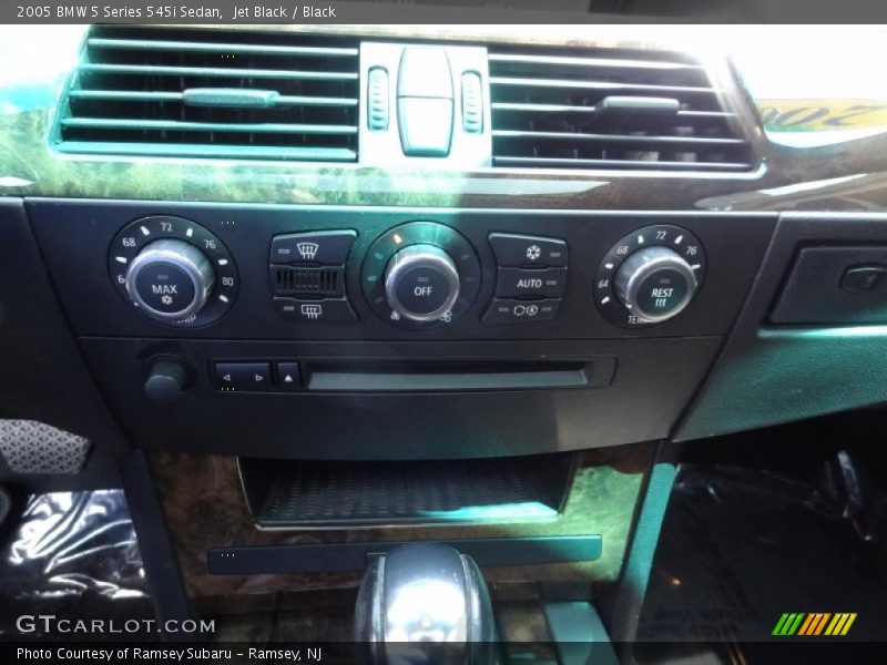 Jet Black / Black 2005 BMW 5 Series 545i Sedan