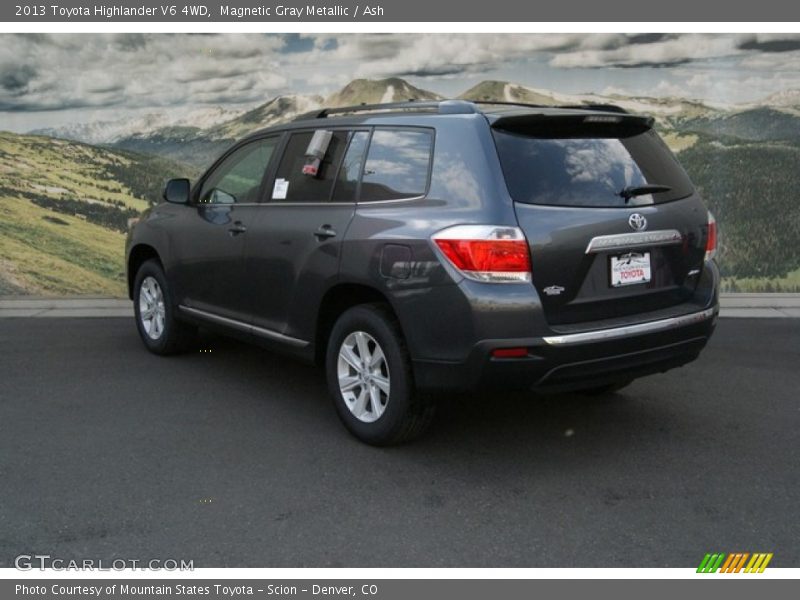 Magnetic Gray Metallic / Ash 2013 Toyota Highlander V6 4WD