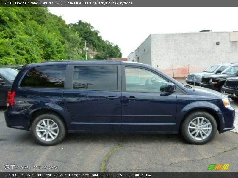 True Blue Pearl / Black/Light Graystone 2013 Dodge Grand Caravan SXT