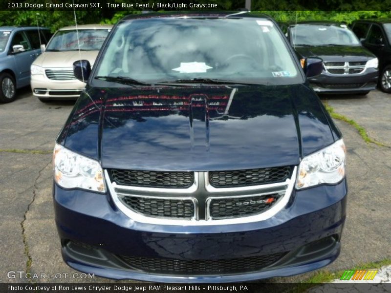 True Blue Pearl / Black/Light Graystone 2013 Dodge Grand Caravan SXT