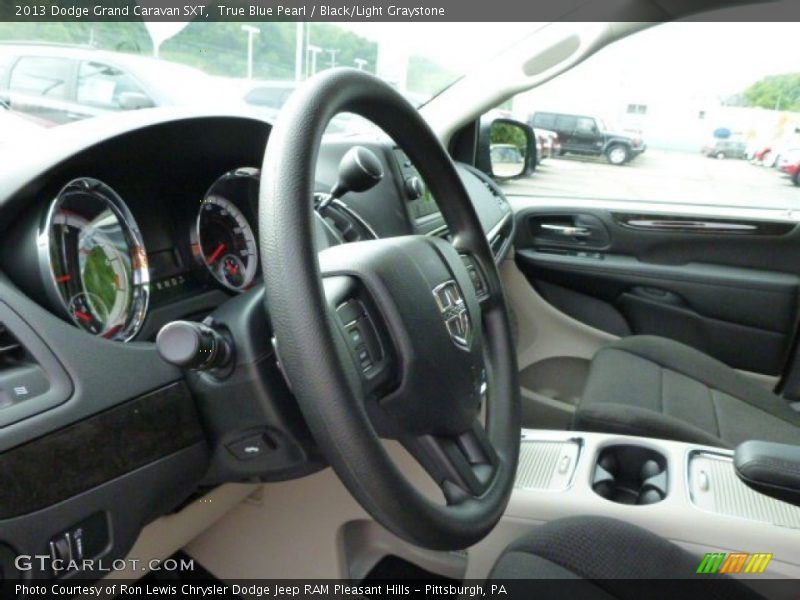 True Blue Pearl / Black/Light Graystone 2013 Dodge Grand Caravan SXT