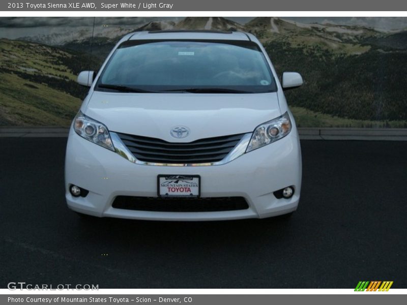 Super White / Light Gray 2013 Toyota Sienna XLE AWD