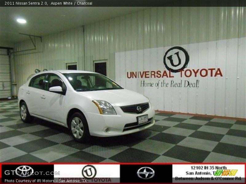 Aspen White / Charcoal 2011 Nissan Sentra 2.0