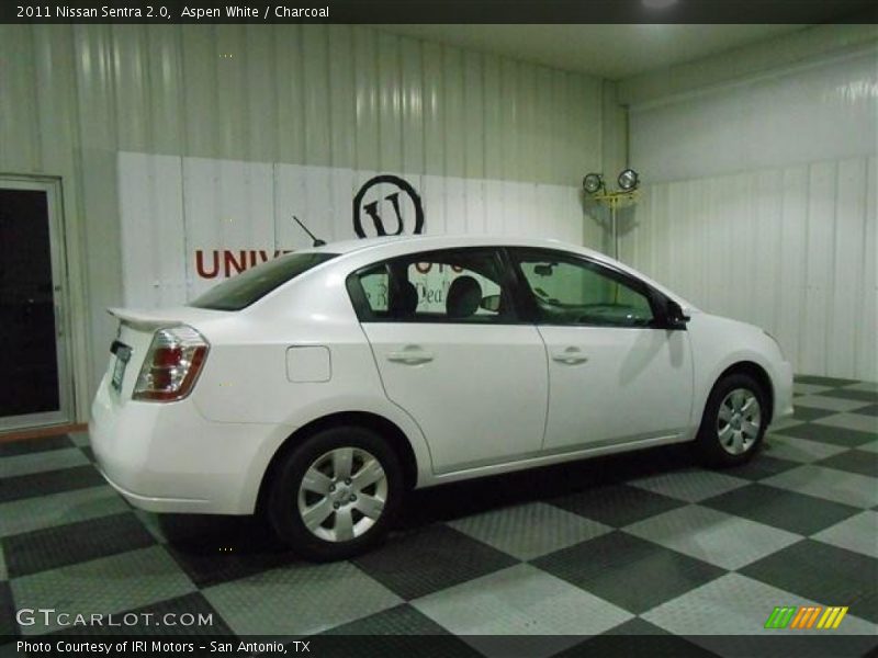 Aspen White / Charcoal 2011 Nissan Sentra 2.0