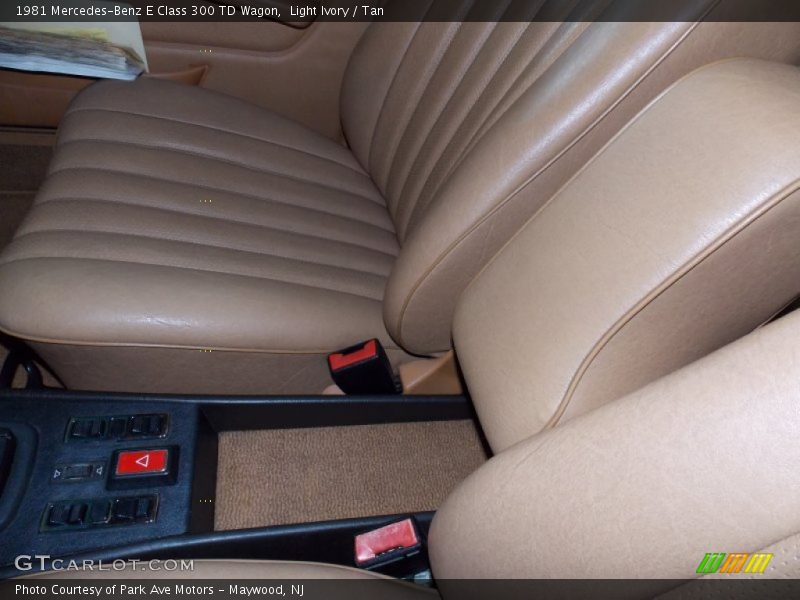 Light Ivory / Tan 1981 Mercedes-Benz E Class 300 TD Wagon