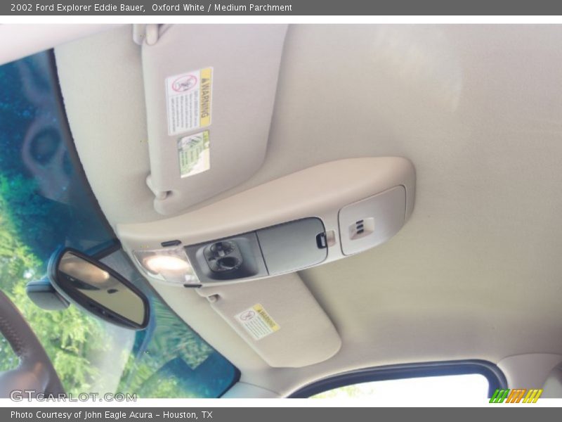 Oxford White / Medium Parchment 2002 Ford Explorer Eddie Bauer