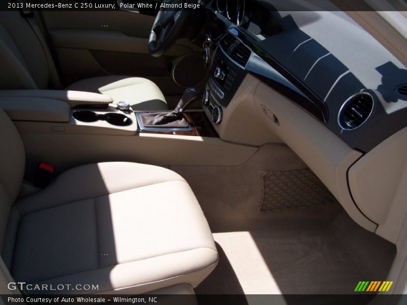 Polar White / Almond Beige 2013 Mercedes-Benz C 250 Luxury