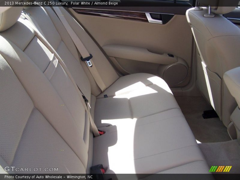 Polar White / Almond Beige 2013 Mercedes-Benz C 250 Luxury