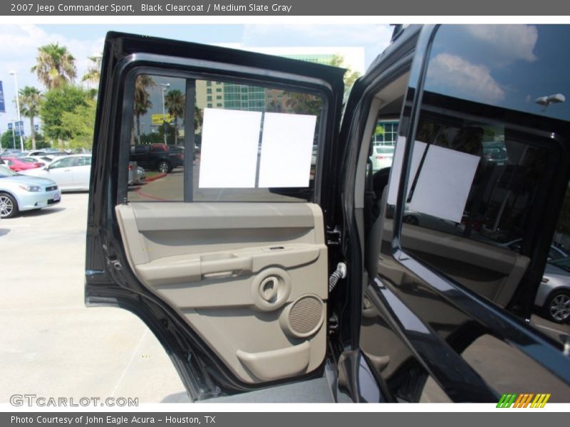 Black Clearcoat / Medium Slate Gray 2007 Jeep Commander Sport