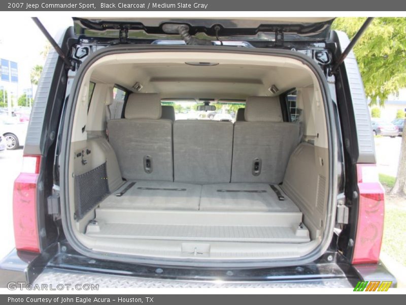 Black Clearcoat / Medium Slate Gray 2007 Jeep Commander Sport