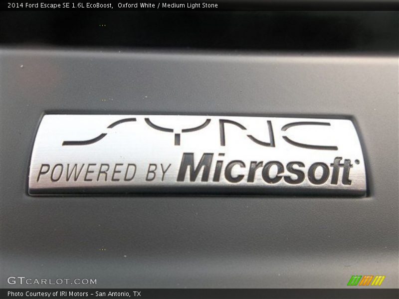 Oxford White / Medium Light Stone 2014 Ford Escape SE 1.6L EcoBoost