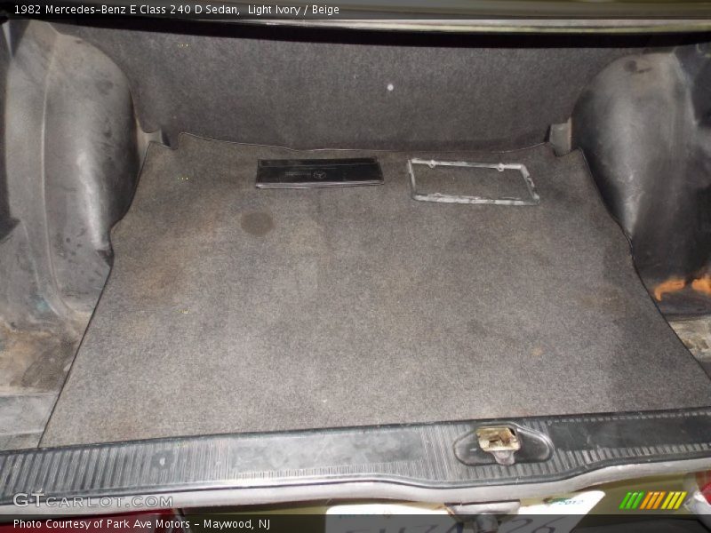 Light Ivory / Beige 1982 Mercedes-Benz E Class 240 D Sedan