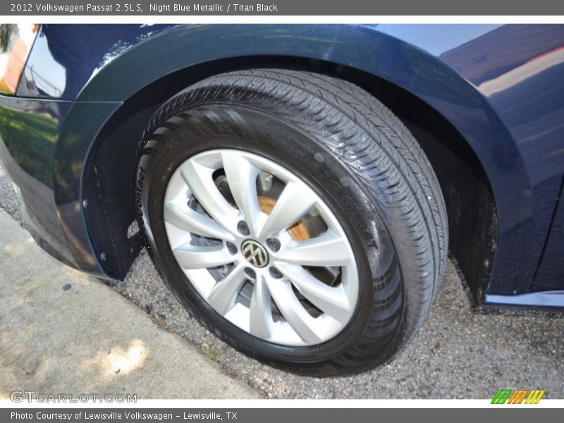Night Blue Metallic / Titan Black 2012 Volkswagen Passat 2.5L S