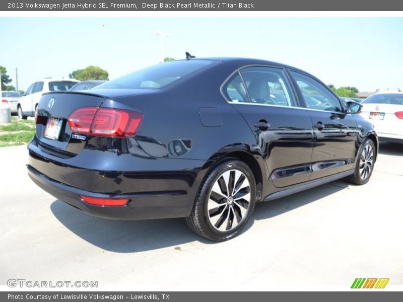 Deep Black Pearl Metallic / Titan Black 2013 Volkswagen Jetta Hybrid SEL Premium