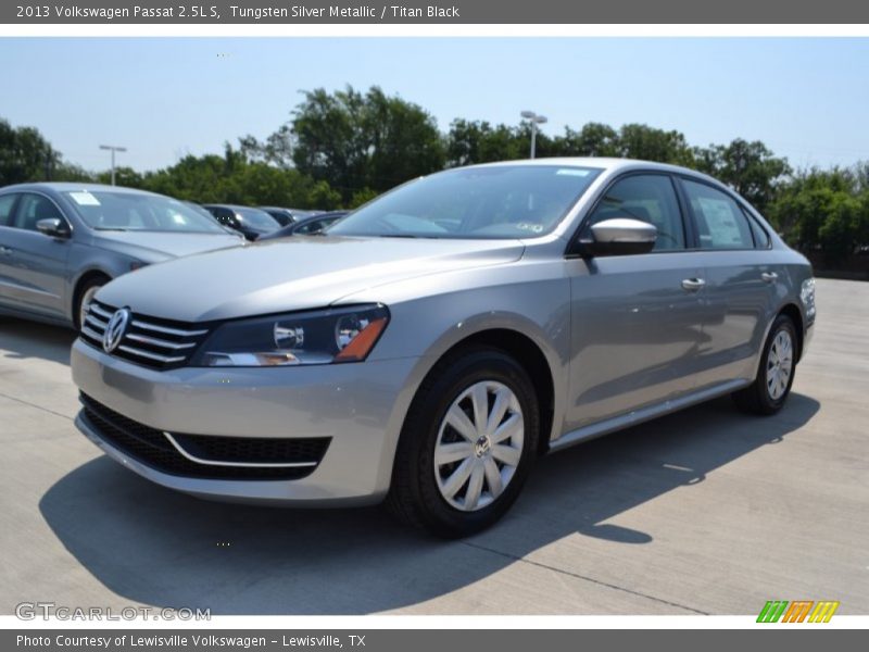 Tungsten Silver Metallic / Titan Black 2013 Volkswagen Passat 2.5L S