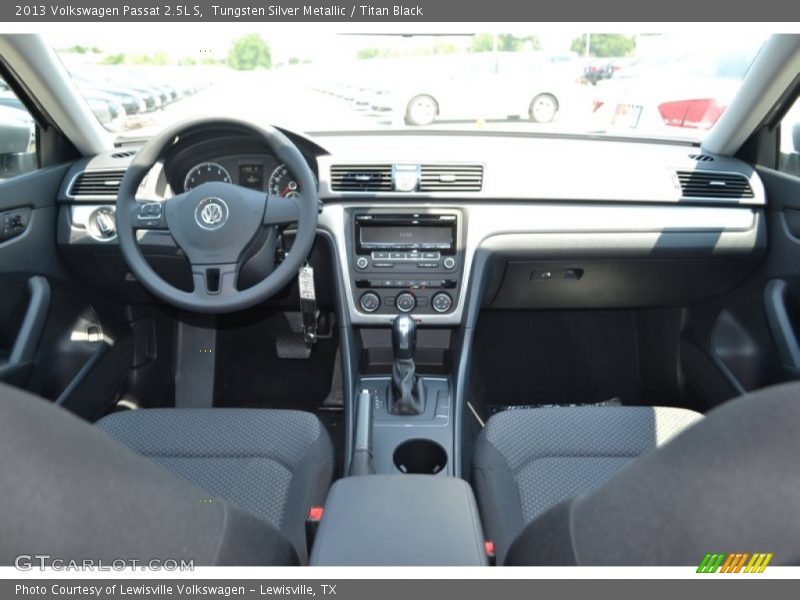 Tungsten Silver Metallic / Titan Black 2013 Volkswagen Passat 2.5L S