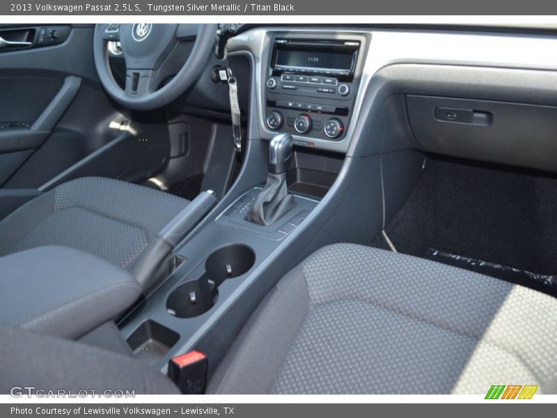 Tungsten Silver Metallic / Titan Black 2013 Volkswagen Passat 2.5L S