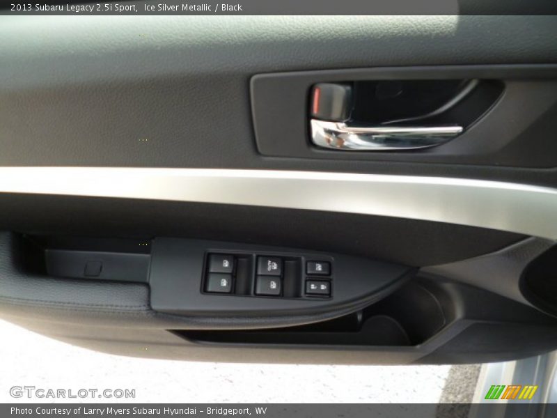 Ice Silver Metallic / Black 2013 Subaru Legacy 2.5i Sport
