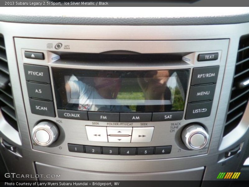 Ice Silver Metallic / Black 2013 Subaru Legacy 2.5i Sport
