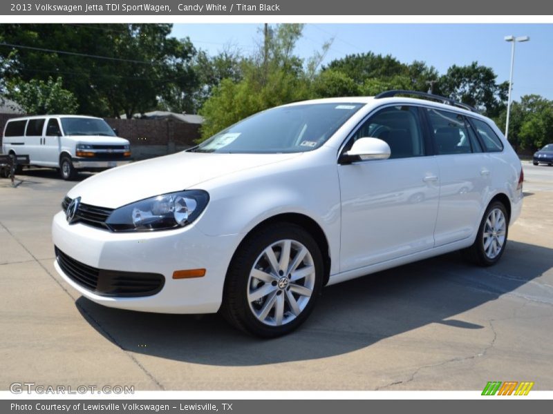 Candy White / Titan Black 2013 Volkswagen Jetta TDI SportWagen