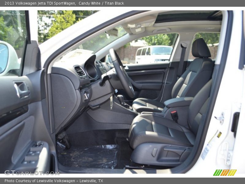 Candy White / Titan Black 2013 Volkswagen Jetta TDI SportWagen