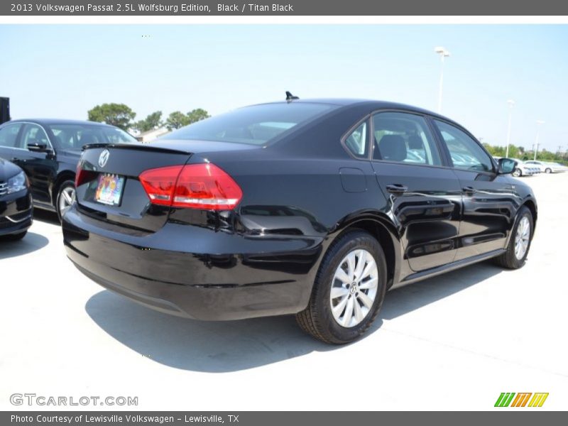 Black / Titan Black 2013 Volkswagen Passat 2.5L Wolfsburg Edition