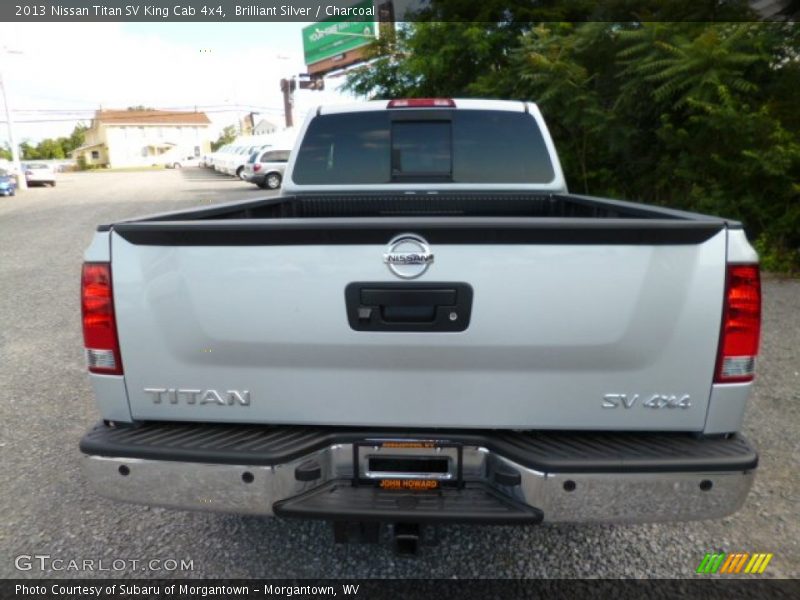 Brilliant Silver / Charcoal 2013 Nissan Titan SV King Cab 4x4