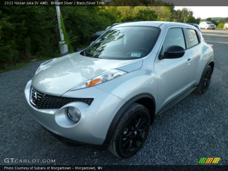 Brilliant Silver / Black/Silver Trim 2013 Nissan Juke SV AWD