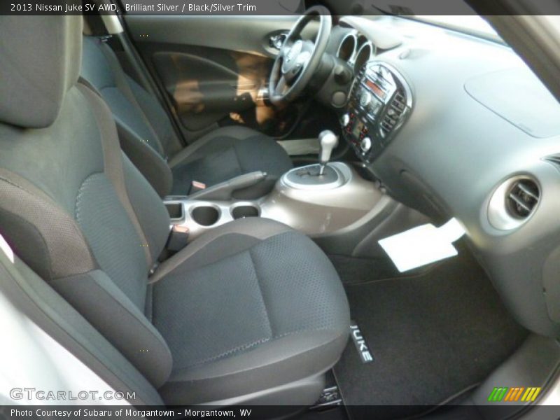 Brilliant Silver / Black/Silver Trim 2013 Nissan Juke SV AWD