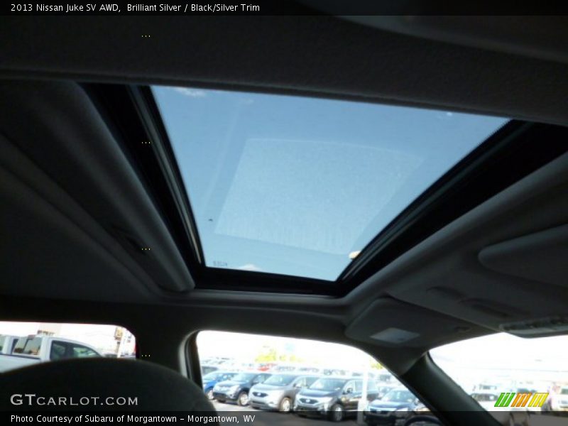 Brilliant Silver / Black/Silver Trim 2013 Nissan Juke SV AWD