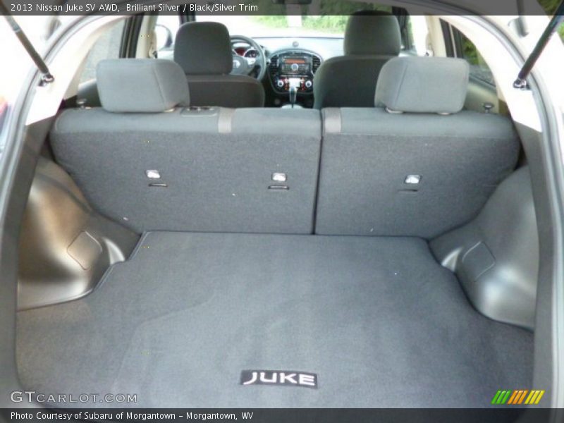 Brilliant Silver / Black/Silver Trim 2013 Nissan Juke SV AWD