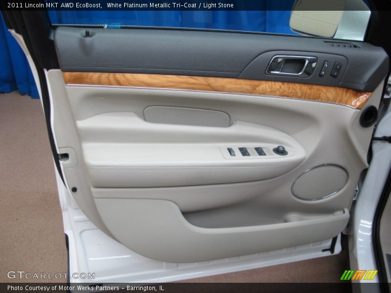 White Platinum Metallic Tri-Coat / Light Stone 2011 Lincoln MKT AWD EcoBoost
