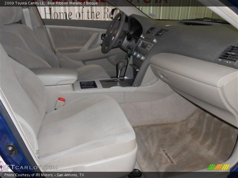 Blue Ribbon Metallic / Bisque 2009 Toyota Camry LE