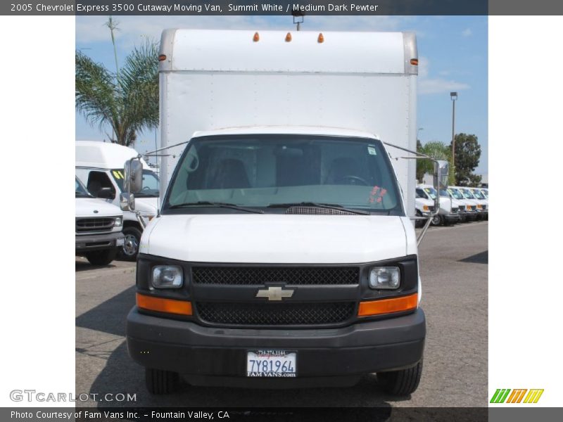 Summit White / Medium Dark Pewter 2005 Chevrolet Express 3500 Cutaway Moving Van