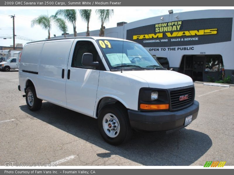 Summit White / Medium Pewter 2009 GMC Savana Van 2500 Cargo