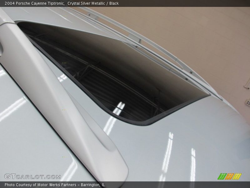 Crystal Silver Metallic / Black 2004 Porsche Cayenne Tiptronic